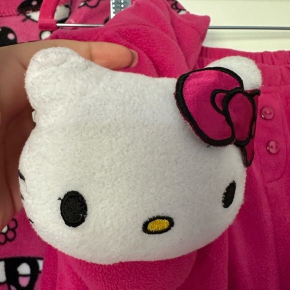Hello Kitty Fleece Long Sleeve and Footed Pajama Set. Size small. - Picture 5 of 9